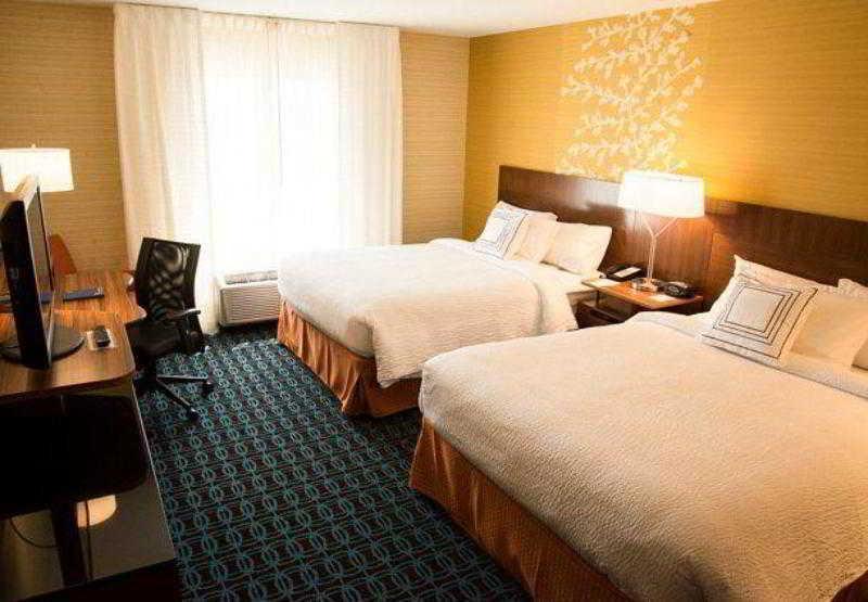 Fairfield Inn & Suites By Marriott Moncton Esterno foto