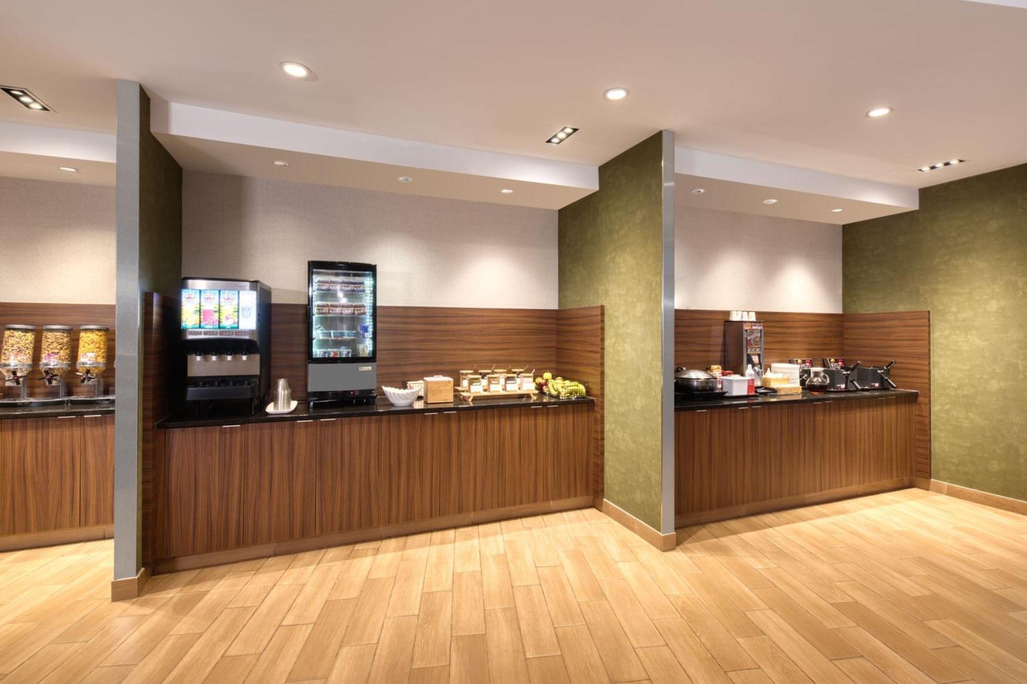 Fairfield Inn & Suites By Marriott Moncton Esterno foto