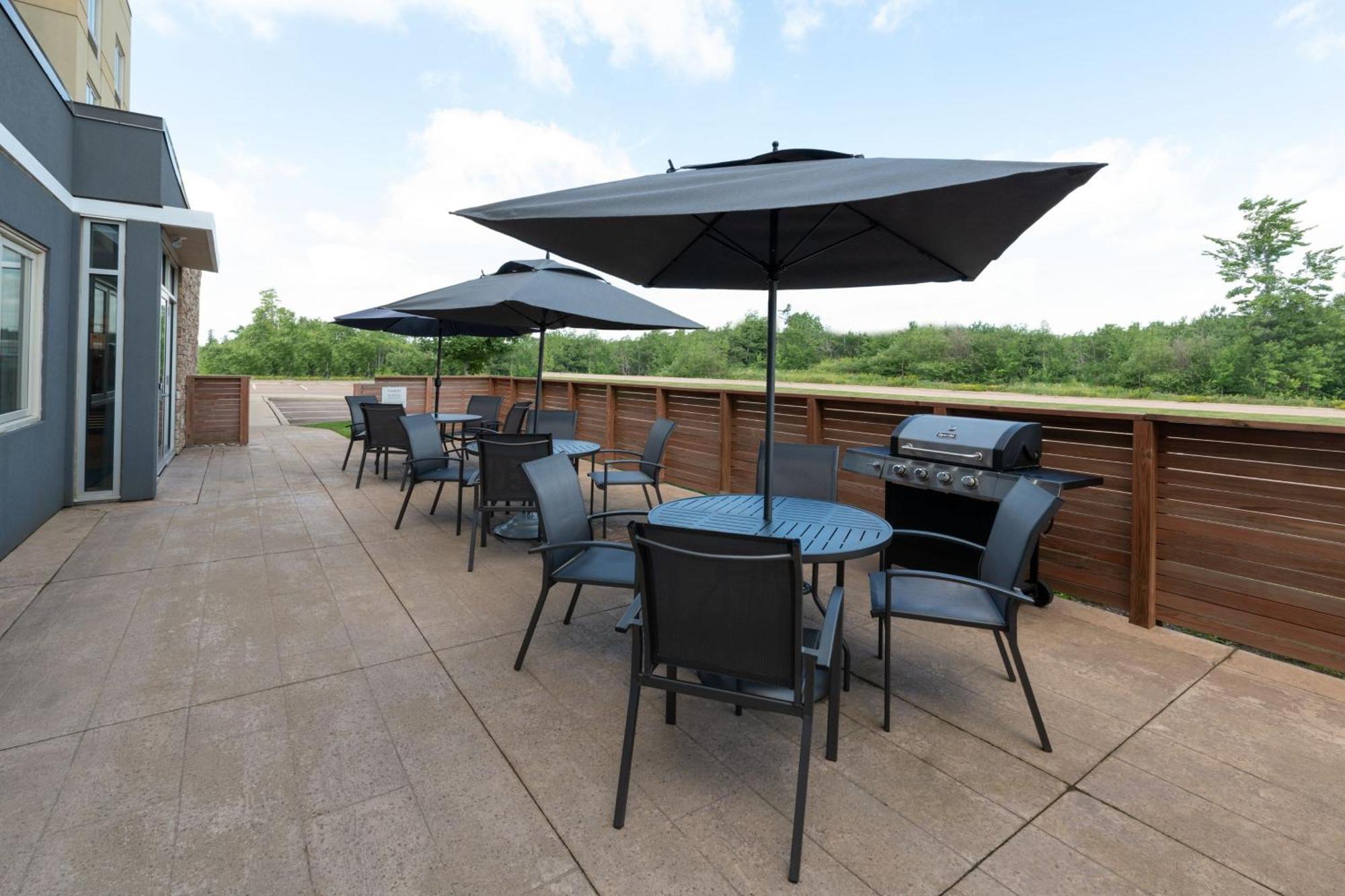 Fairfield Inn & Suites By Marriott Moncton Esterno foto