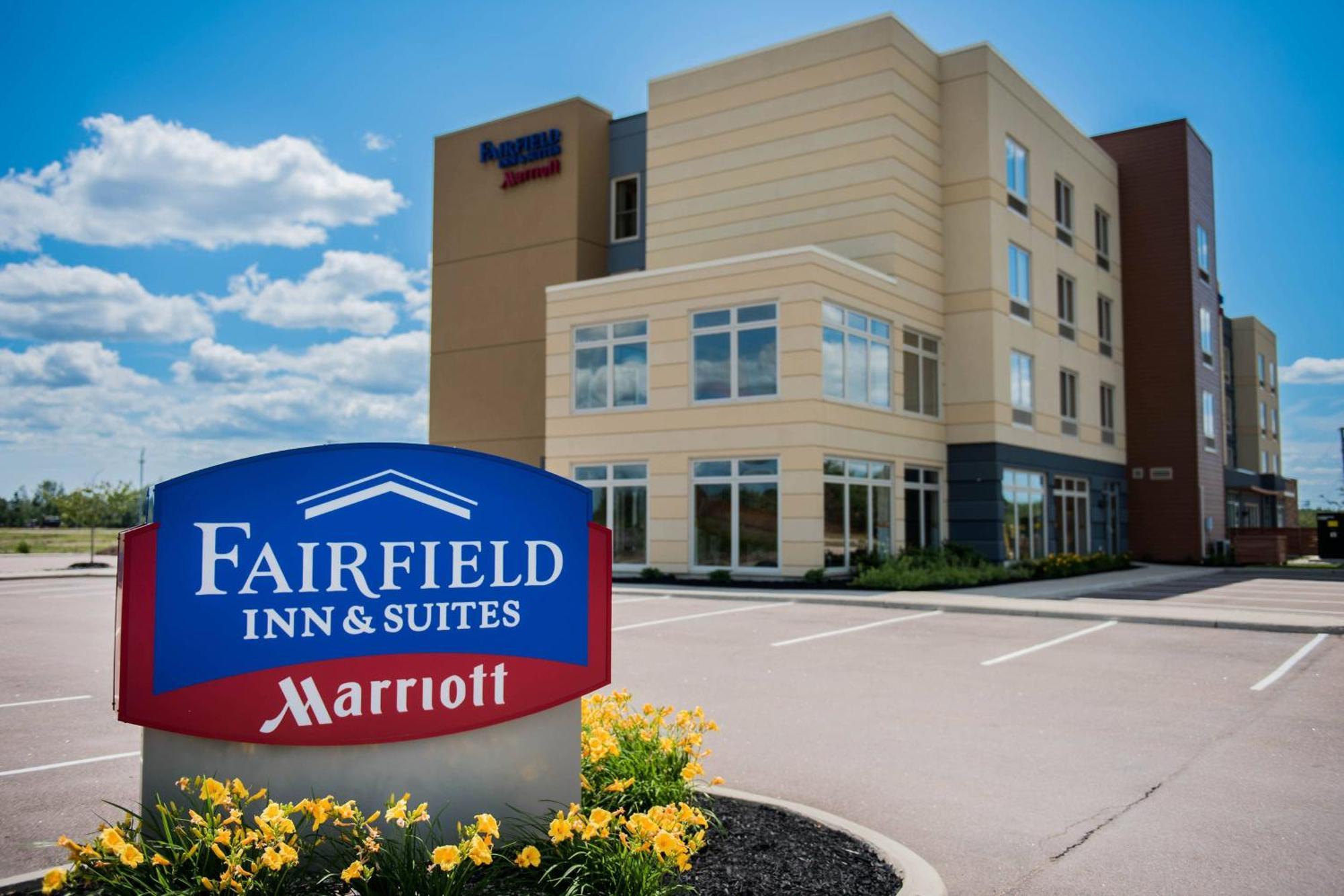 Fairfield Inn & Suites By Marriott Moncton Esterno foto