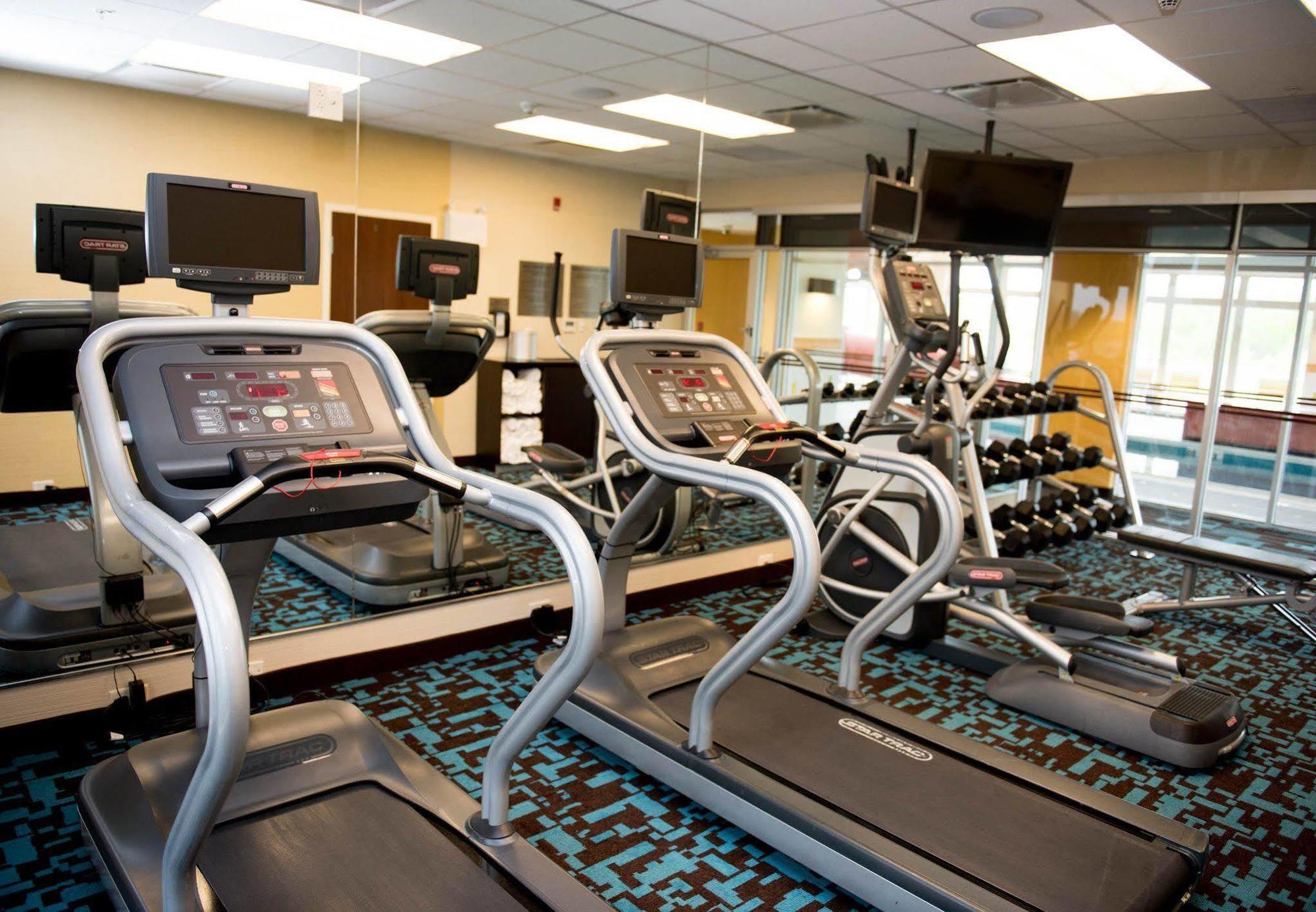 Fairfield Inn & Suites By Marriott Moncton Esterno foto